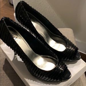 Bakers Black Patent Textured Platform Heels